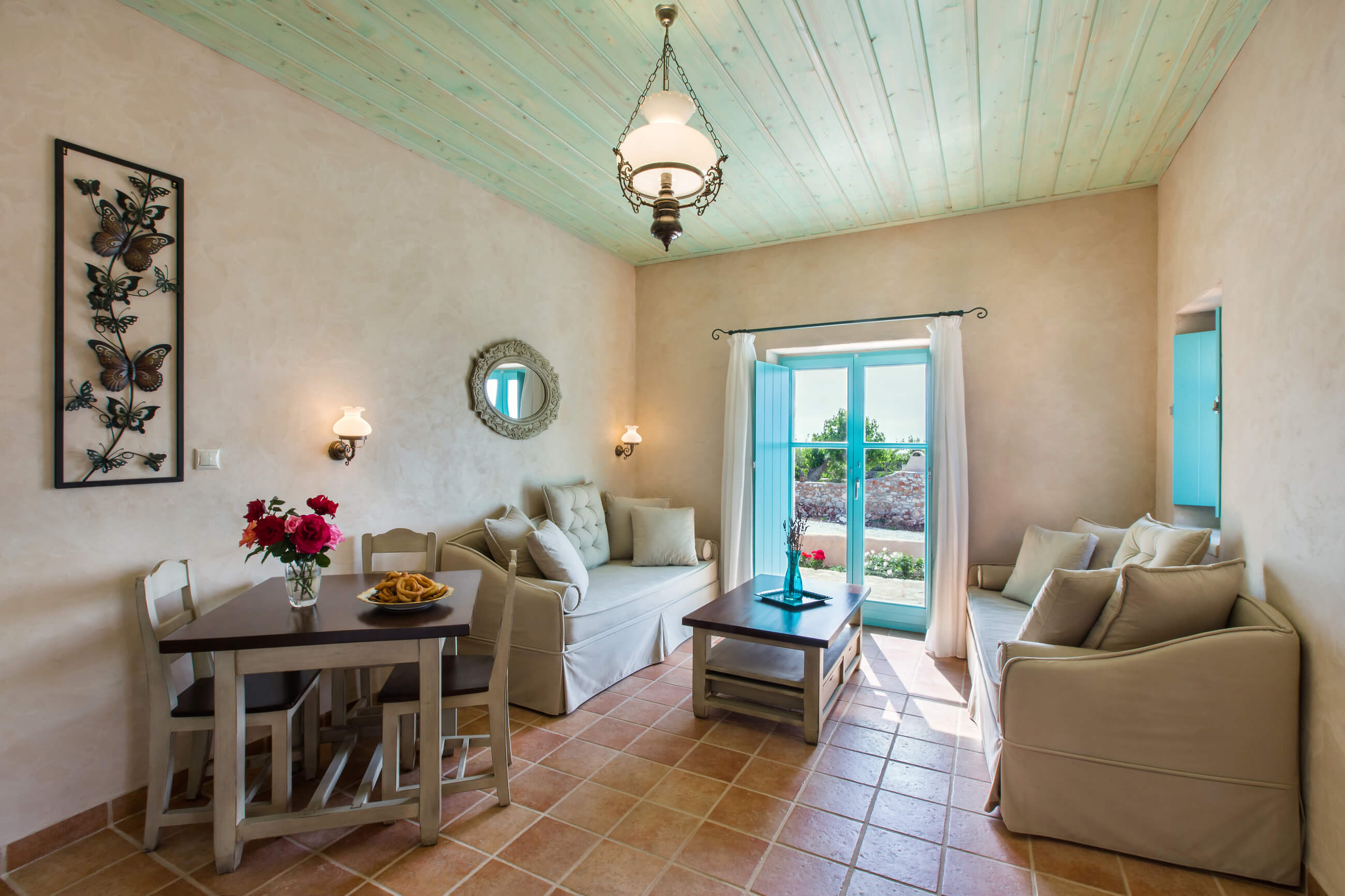 One-Bedroom Apartment with Garden View