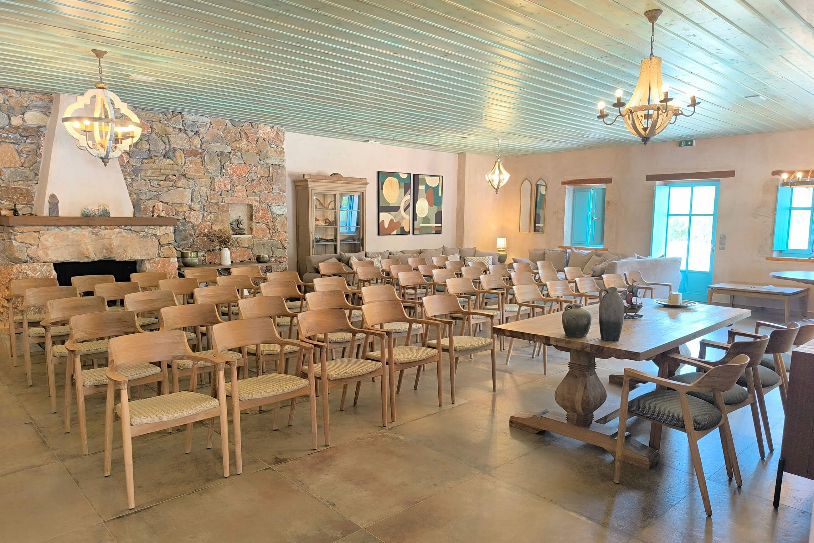 Pandora Hotel in Mani