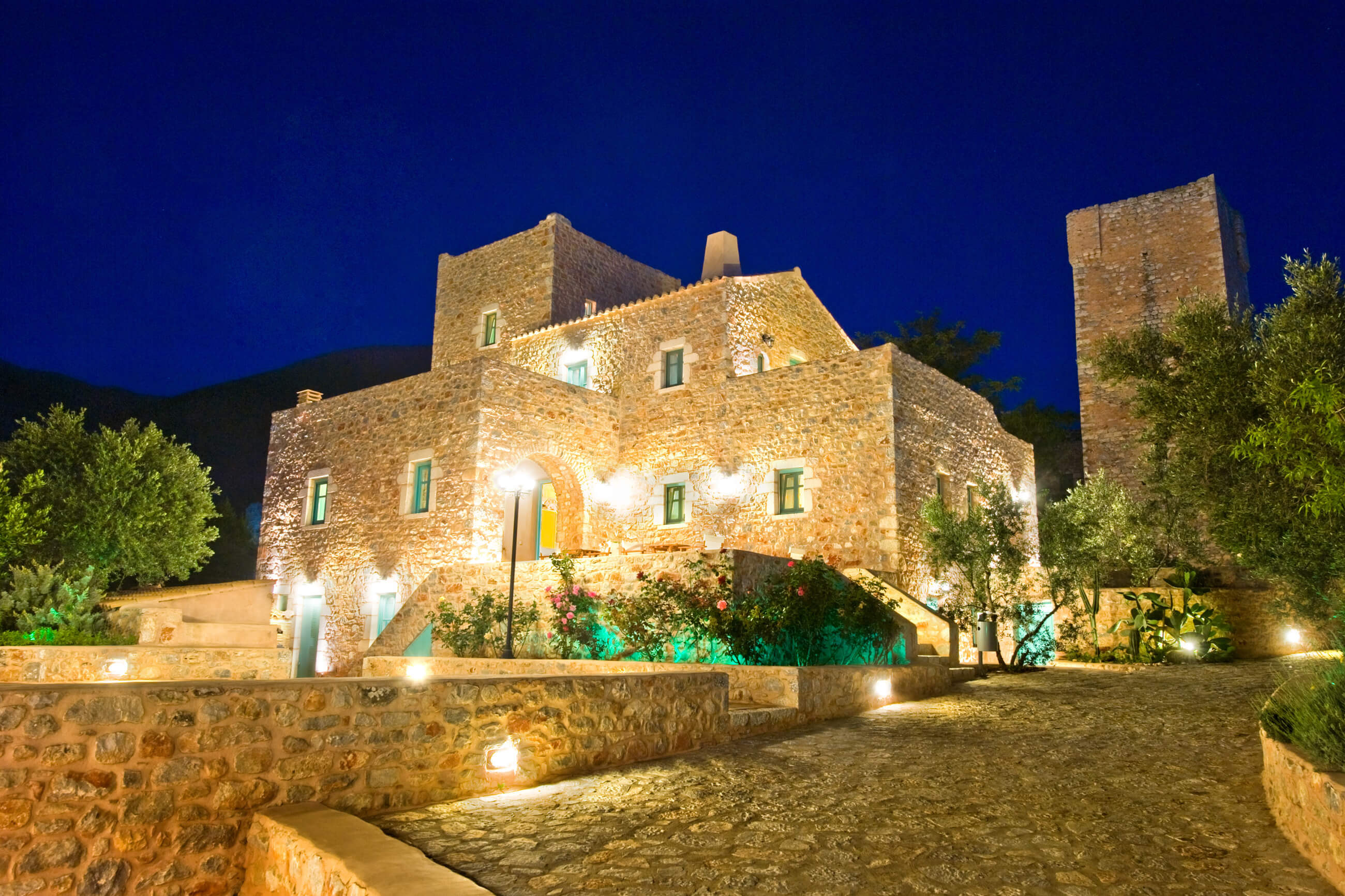 Pandora Hotel in Mani