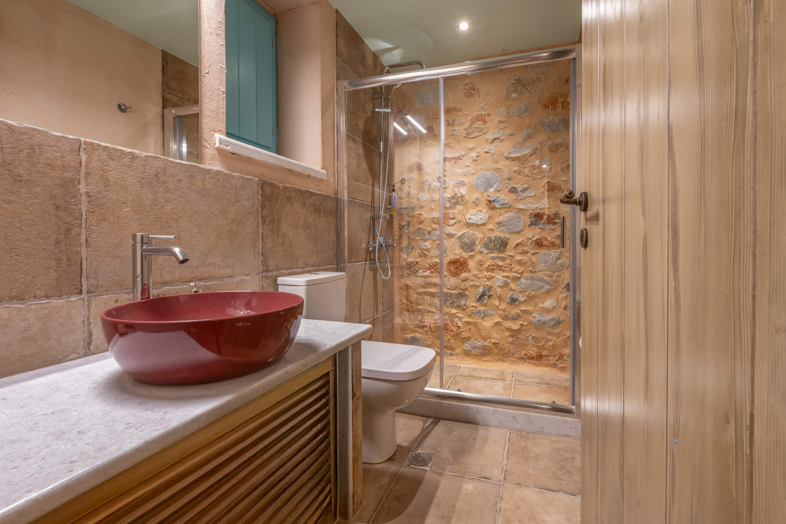 Studio with Fireplace and Sea View